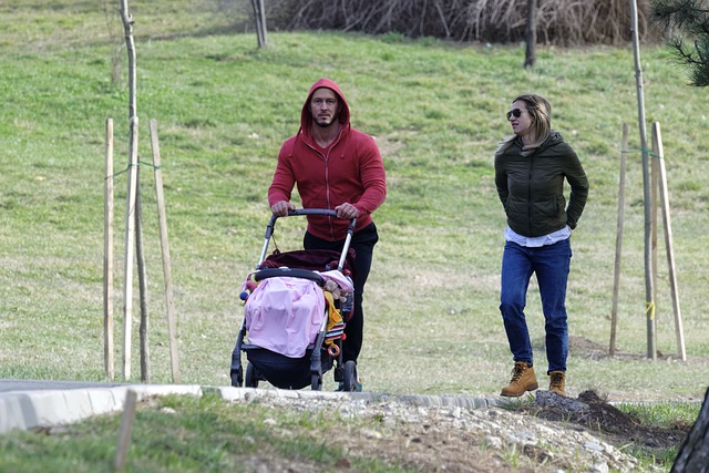 Dlaczego warto kupić śpiworek do wózka?